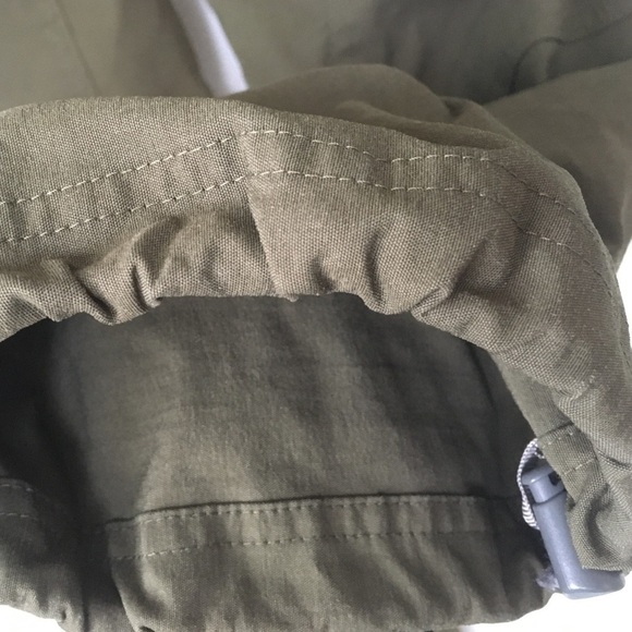 𝅺MEC Womens Olive Green Hiking Pants Quick Dry Womens Size 12 Short - Picture 7 of 9